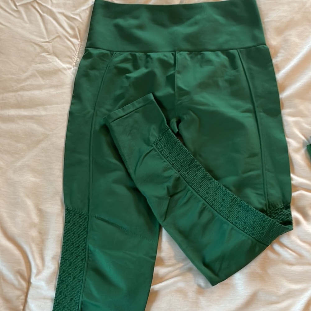 Fabletics Bundle - image 2